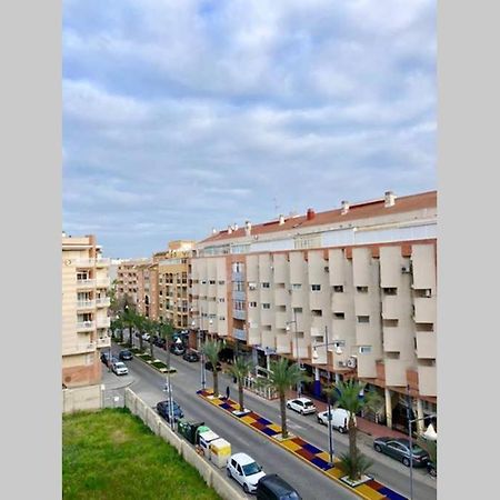 Apartamente Gil Vallejos ตอร์เรเวียคา ภายนอก รูปภาพ