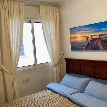 Apartamente Gil Vallejos ตอร์เรเวียคา ภายนอก รูปภาพ