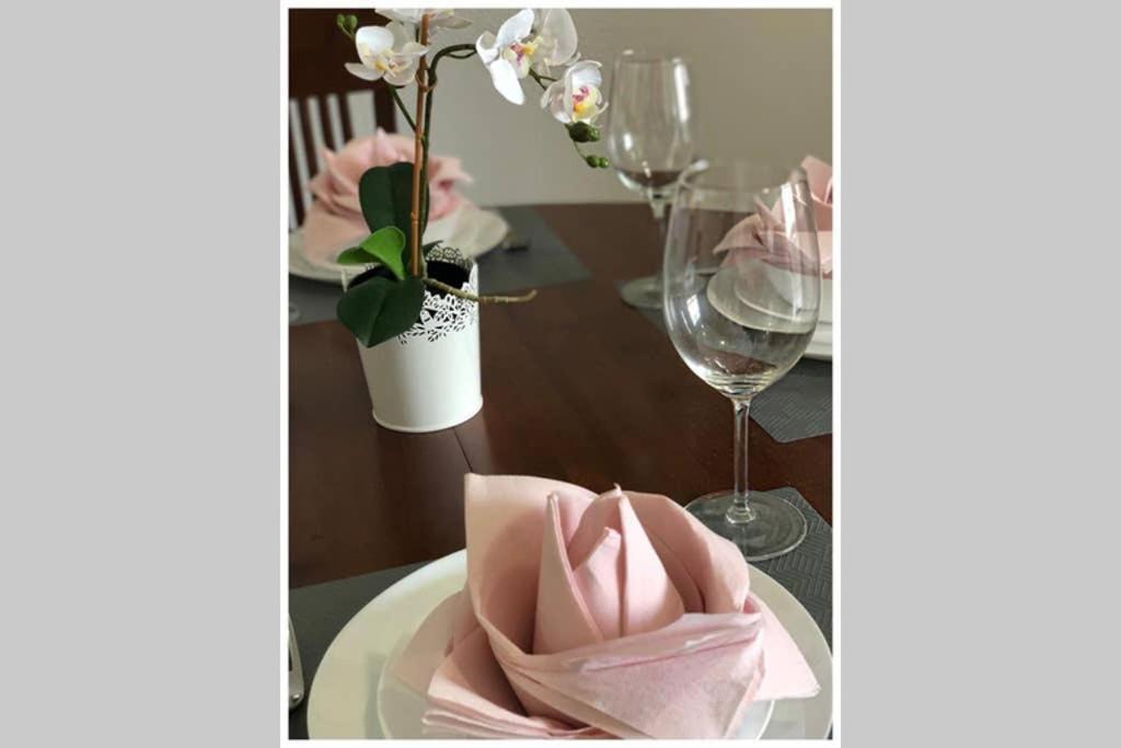 Apartamente Gil Vallejos ตอร์เรเวียคา ภายนอก รูปภาพ
